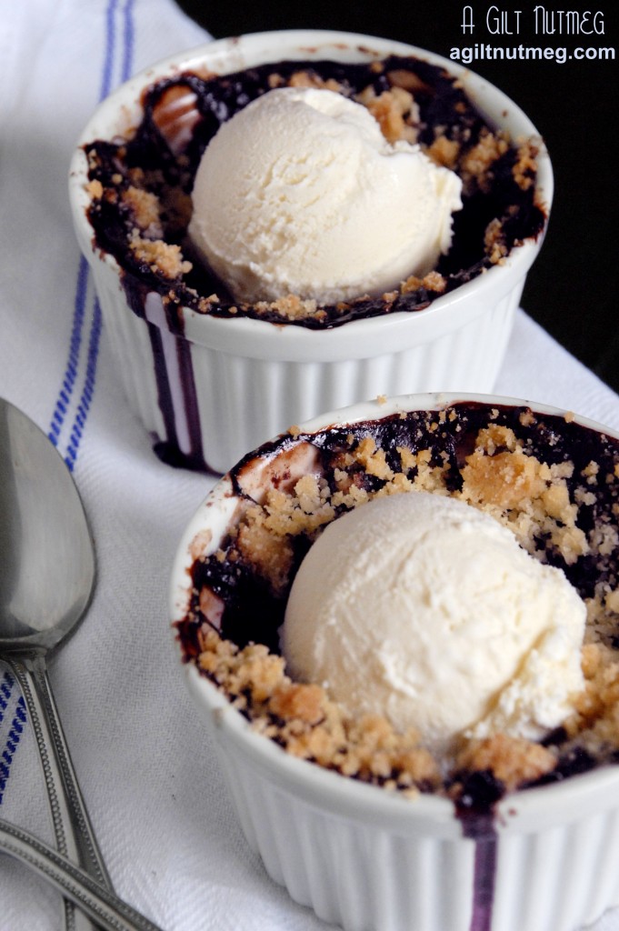 blueberry crisp ice cream